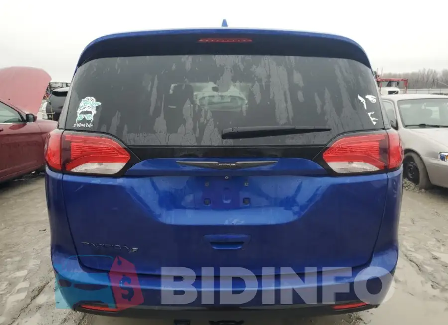 2C4RC1EG1KR569362 Photo# 6