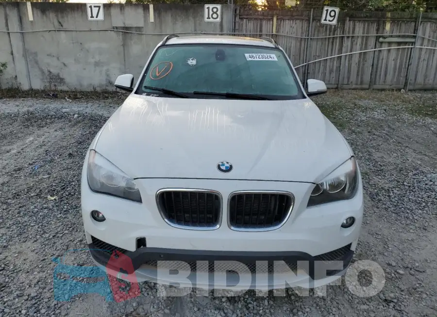 WBAVM1C51FV317365 Photo# 5