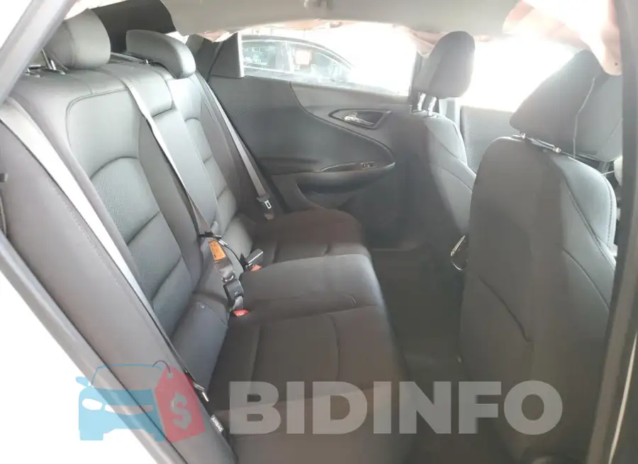 1G1ZD5ST2PF247861 Photo# 10
