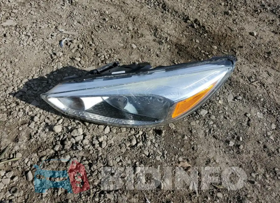 1FADP3K20GL405657 Photo# 12