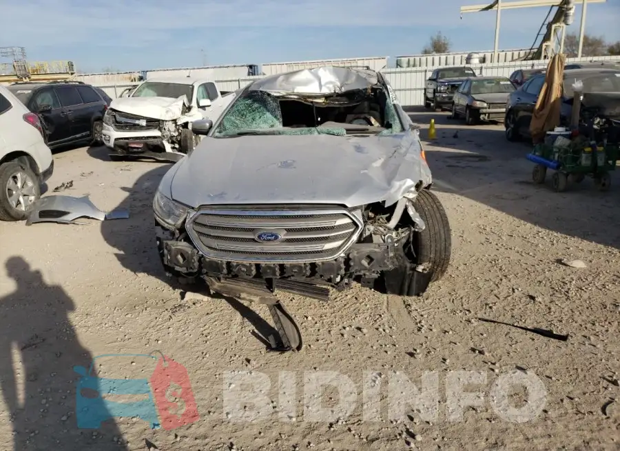 1FAHP2E88GG131922 Photo# 5