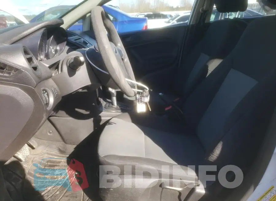 3FADP4AJ2FM176586 Photo# 7