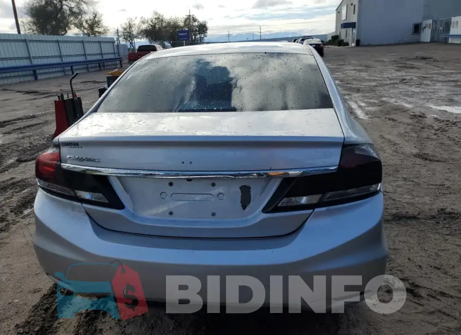 19XFB2F57FE071747 Photo# 6