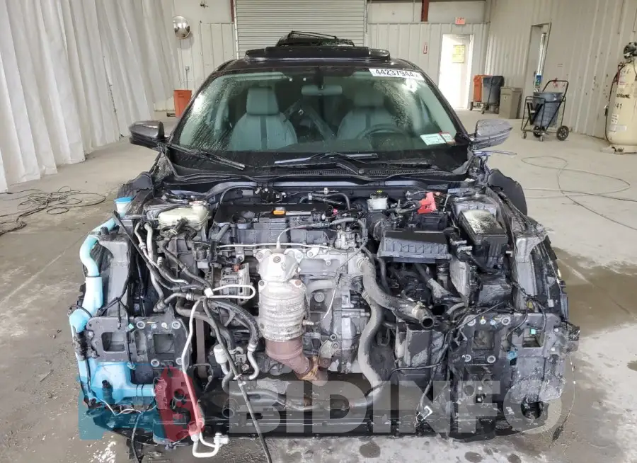 19XFC2F70GE204171 Photo# 5