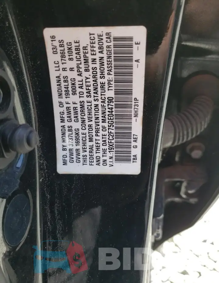 19XFC2F75GE044790 Photo# 13