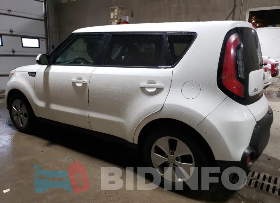 KNDJN2A28F7182418 Photo# 2