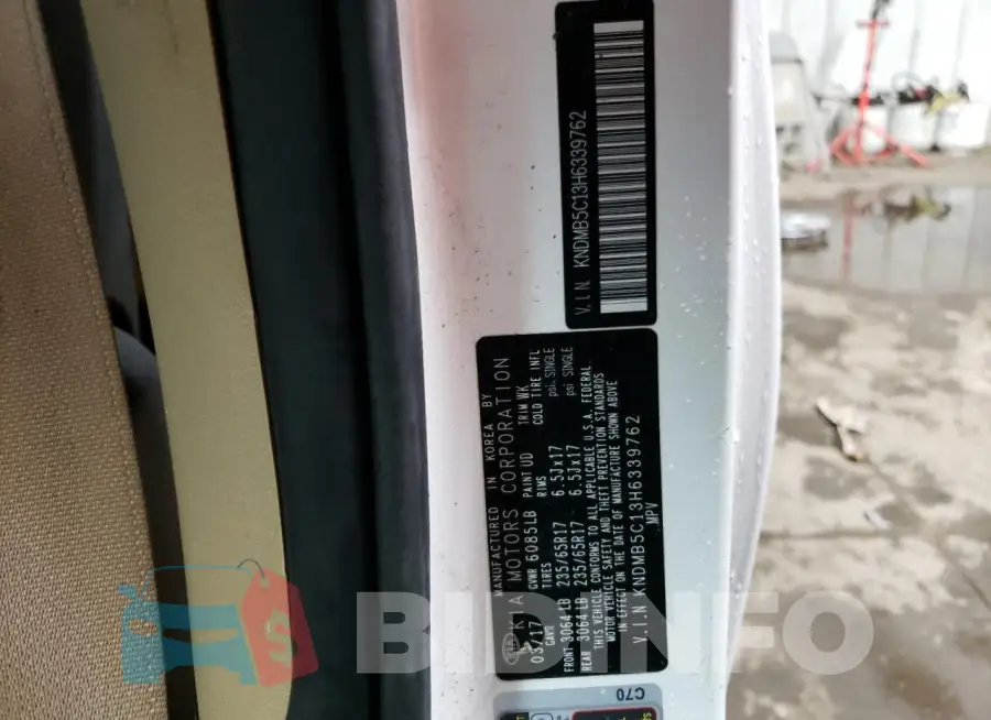 KNDMB5C13H6339762 Photo# 13