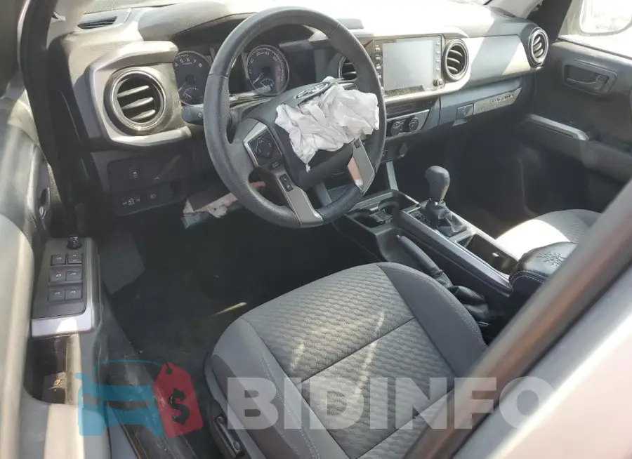 3TMBZ5DN3NM033113 Photo# 8