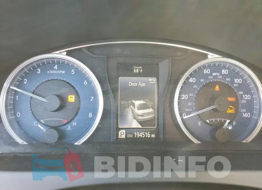 4T1BF1FK8HU705800 Photo# 9