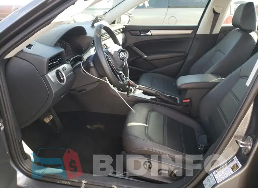 1VWSA7A36MC014381 Photo# 7