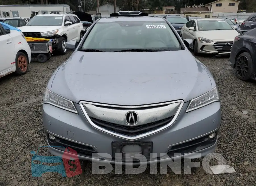 19UUB2F71FA023495 Photo# 5
