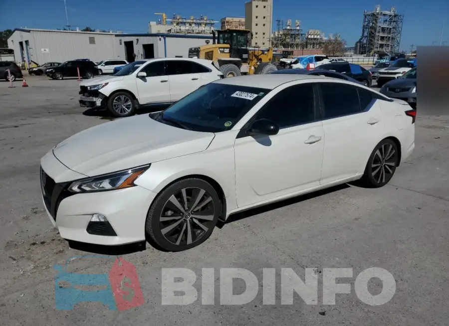 1N4BL4CV8KC180771 Photo# 1