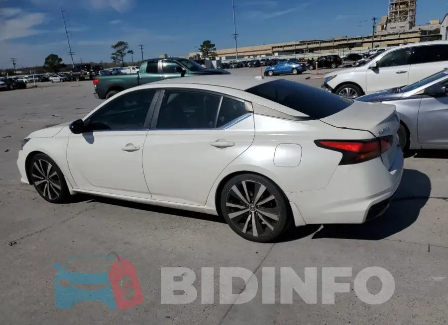 1N4BL4CV8KC180771 Photo# 2