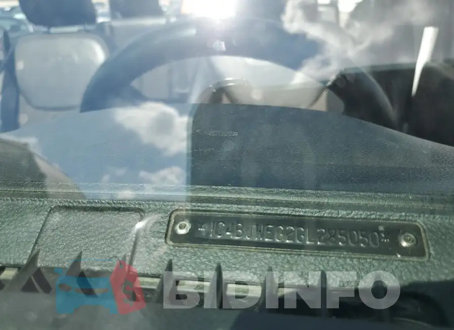 1C4BJWEG2GL285050 Photo# 12