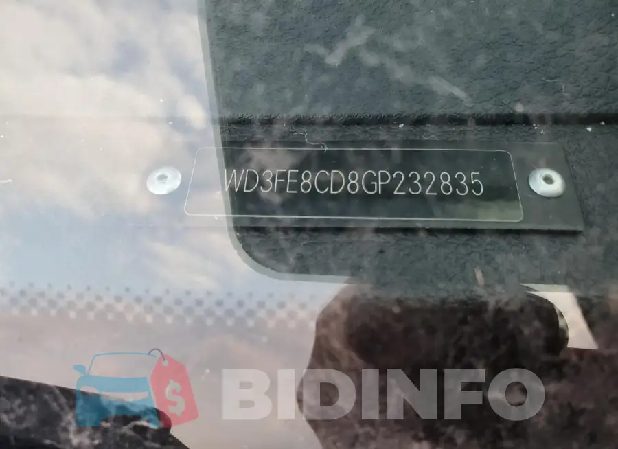 WD3FE8CD8GP232835 Photo# 13