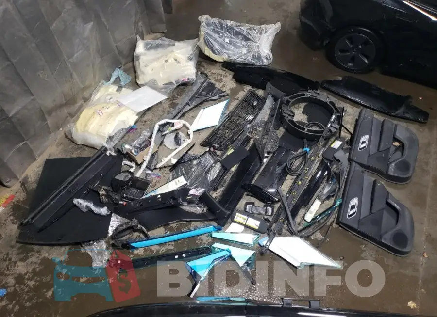 SALYL2EX3RA369818 Photo# 12
