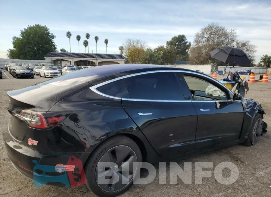 5YJ3E1EAXJF038697 Photo# 3