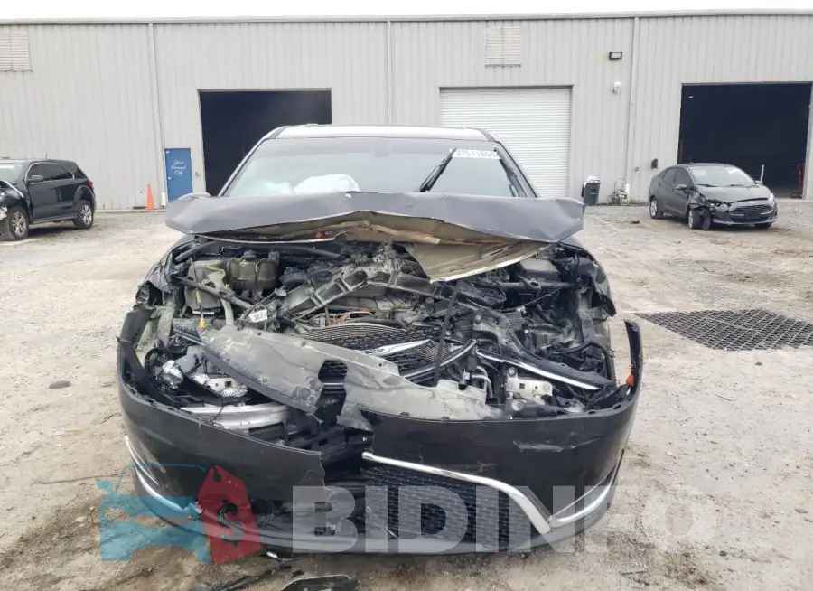 2C4RC1FG8LR123354 Photo# 5