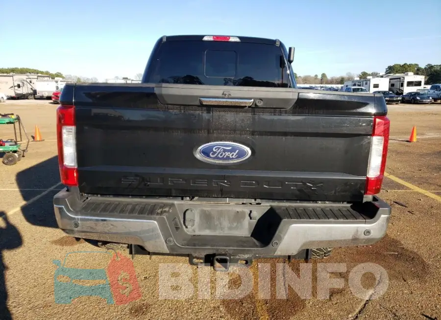 1FT7W2BT3JEB87660 Photo# 6
