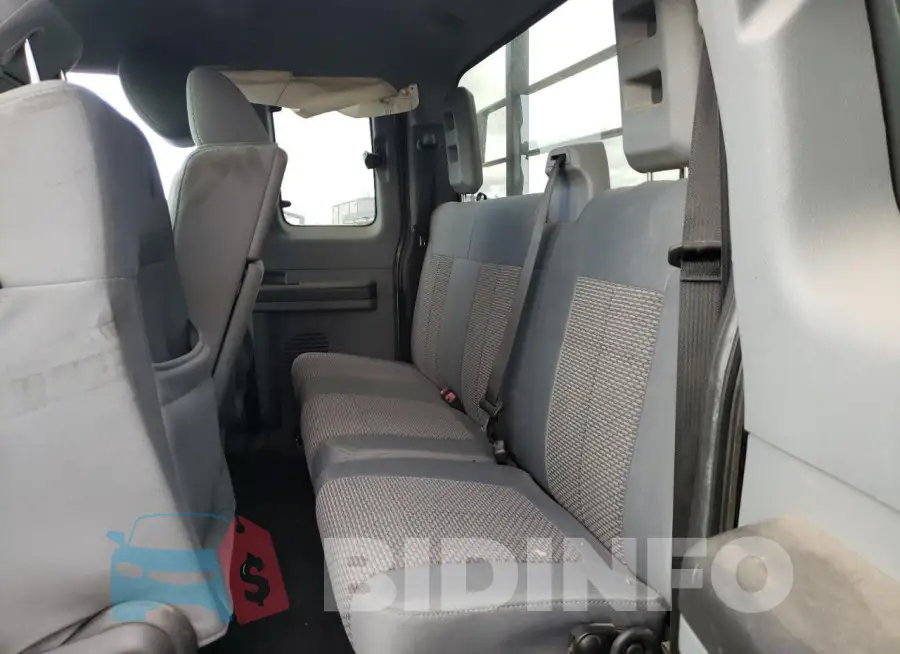 1FT7X2A68GEB77580 Photo# 10