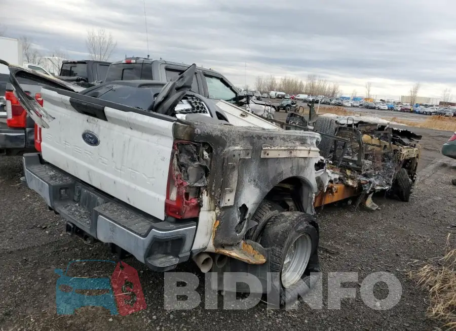 1FT8W3DT5PEC37300 Photo# 3