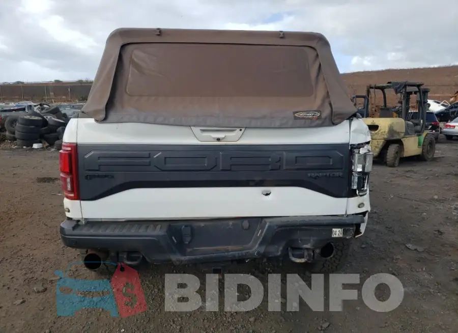 1FTFW1RG5JFB45676 Photo# 6