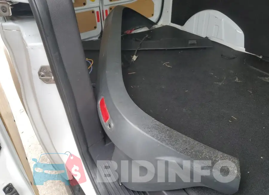 NM0LS7F74F1212940 Photo# 13