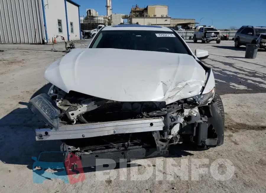19UUB2F52FA010267 Photo# 5