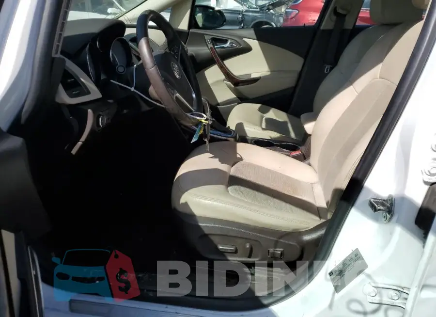 1G4PW5SK4G4167985 Photo# 7