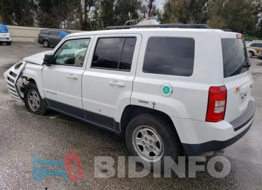 1C4NJPBB6GD547884 Photo# 2
