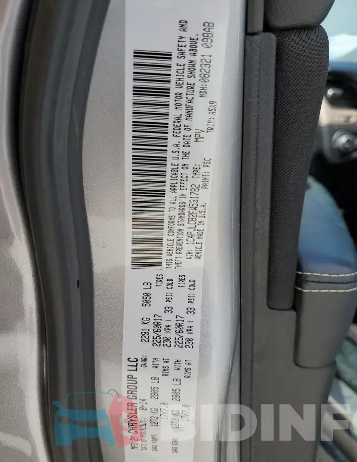 1C4PJLCB2FW531782 Photo# 12