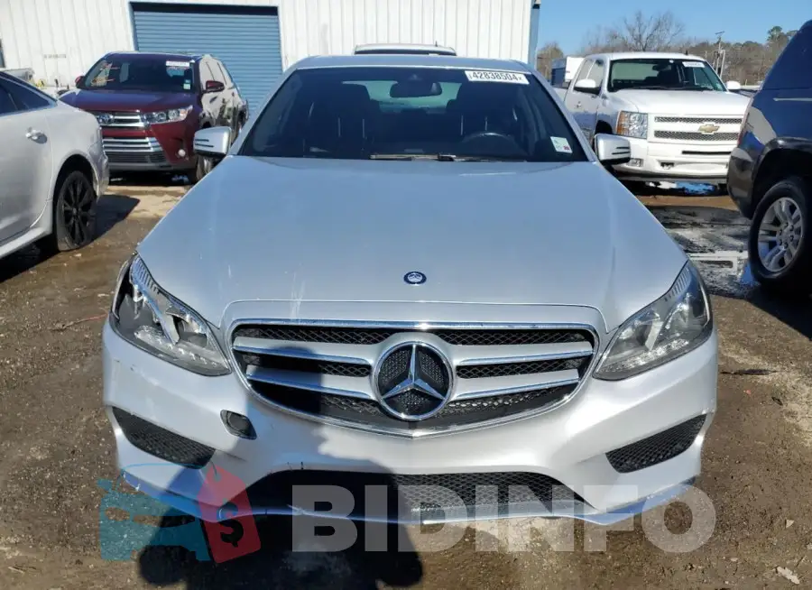 WDDHF5KB8GB239846 Photo# 5