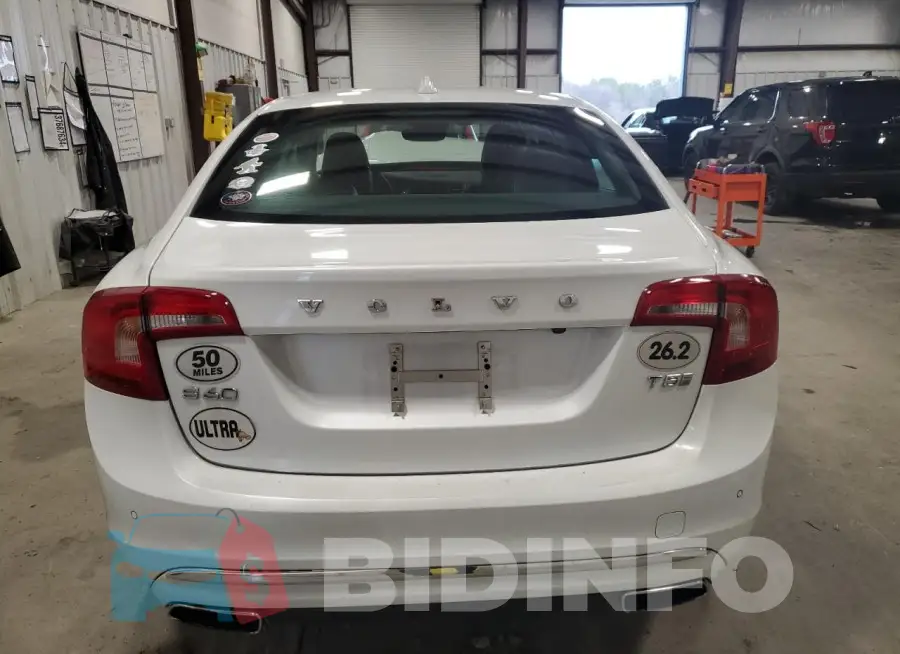 LYV402HK7JB170198 Photo# 6