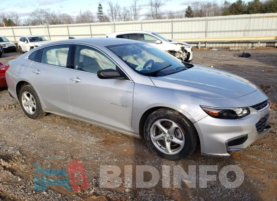 1G1ZB5ST3GF352138 Photo# 4