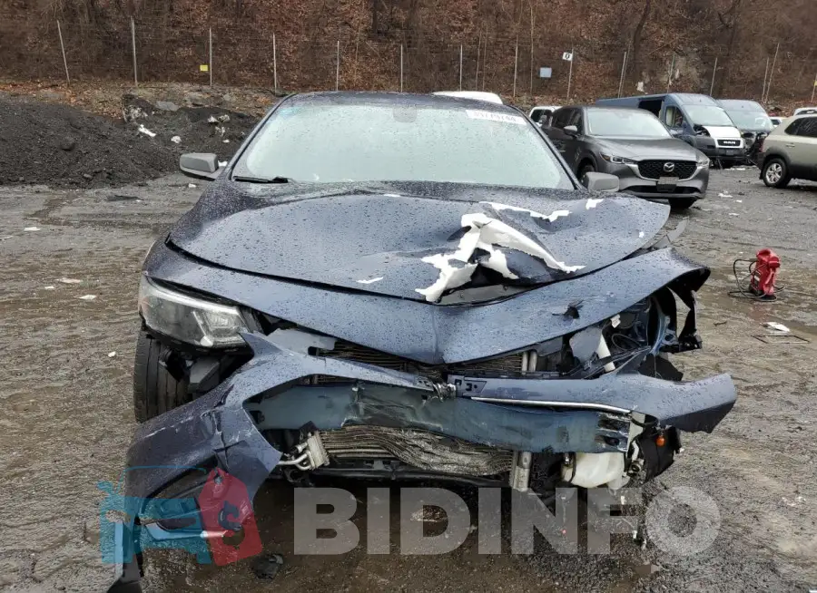 1G1ZB5ST3HF107843 Photo# 5