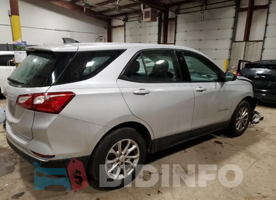 2GNAXHEV8J6192416 Photo# 3