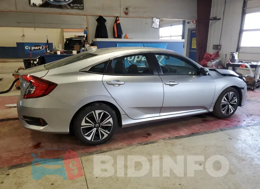 19XFC1F34HE212914 Photo# 3