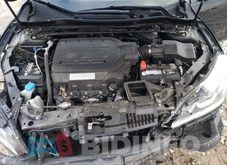 1HGCR3F86HA034744 Photo# 11