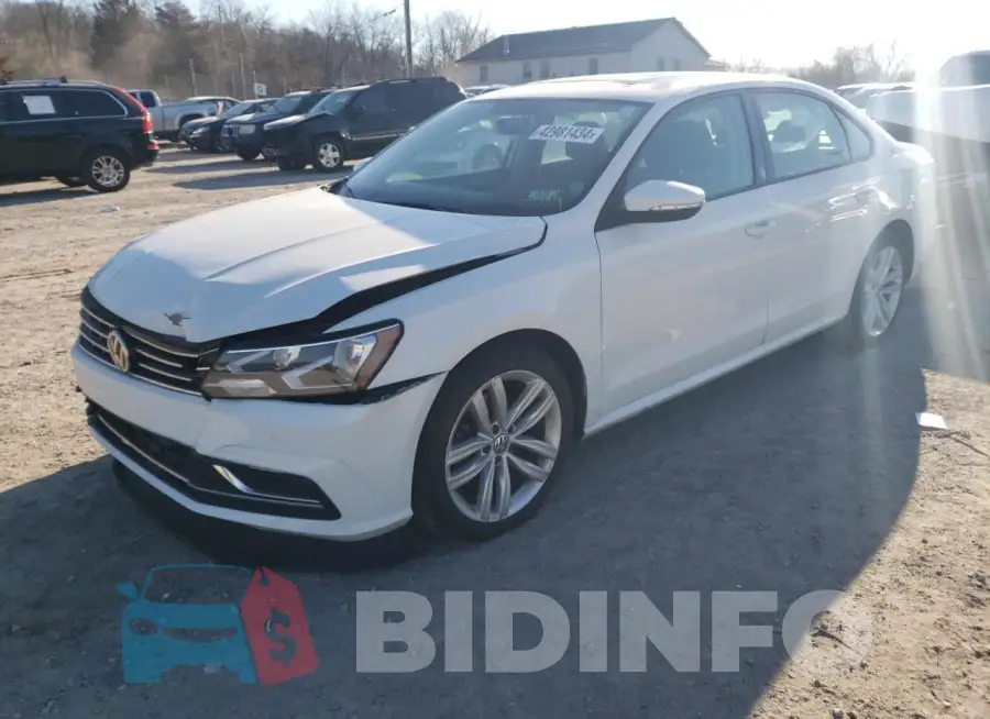 1VWLA7A30KC001854 Photo# 1