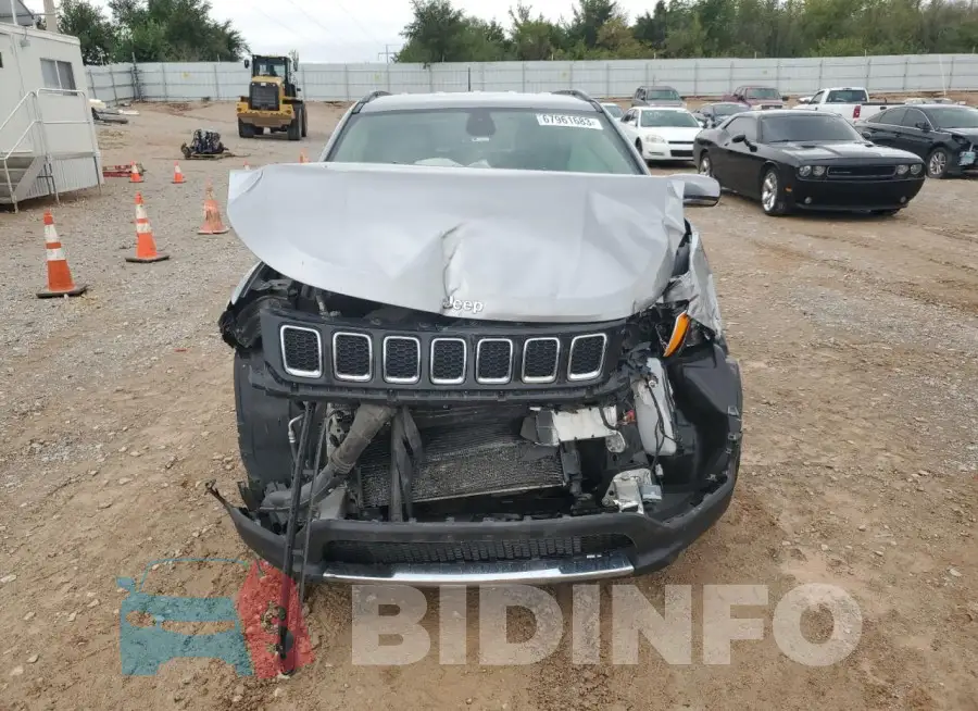 3C4NJDCB2KT620894 Photo# 5