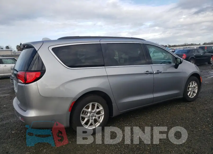2C4RC1DGXLR176186 Photo# 3
