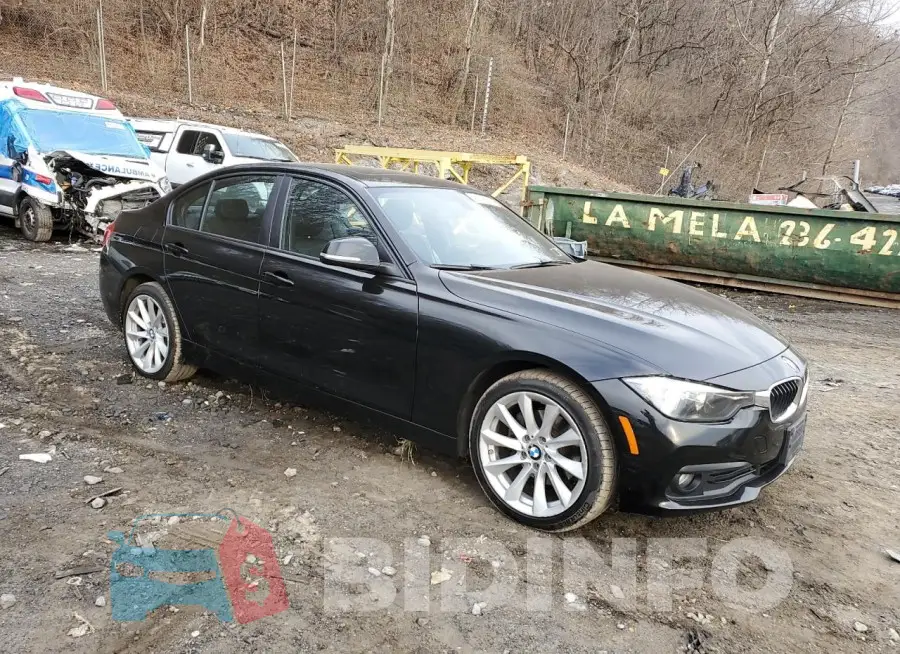 WBA8A3C55GK551707 Photo# 4