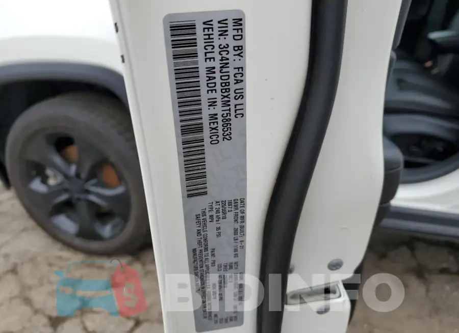 3C4NJDBBXMT586532 Photo# 12
