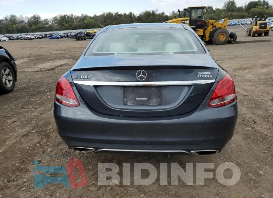55SWF4KB4GU116245 Photo# 6