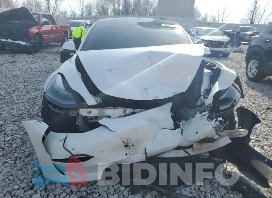 5YJ3E1EC0MF925621 Photo# 5