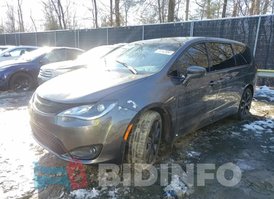 2C4RC1FG4JR353924 Photo# 1