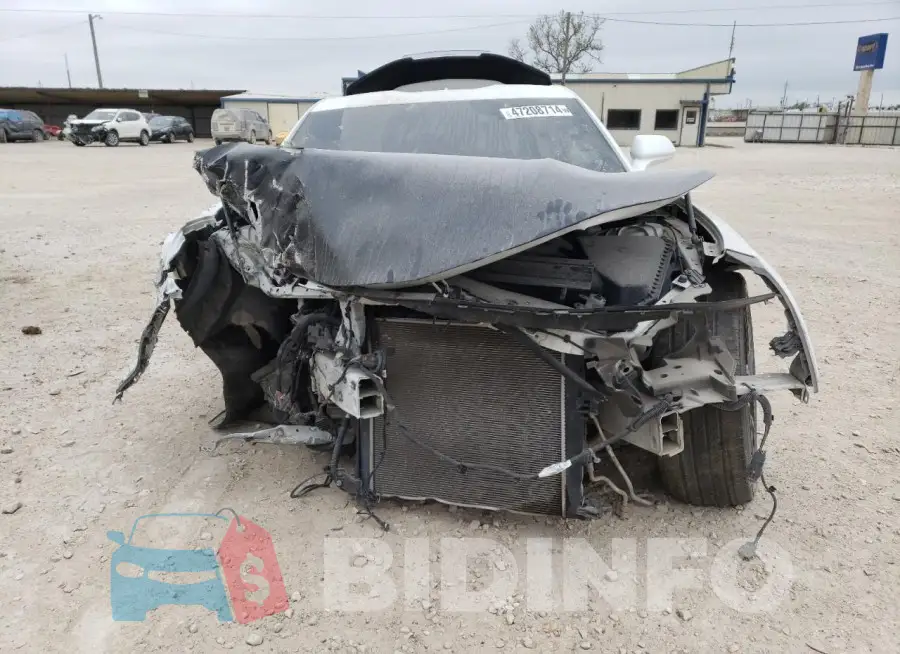 1G1FB1RS5M0107817 Photo# 5