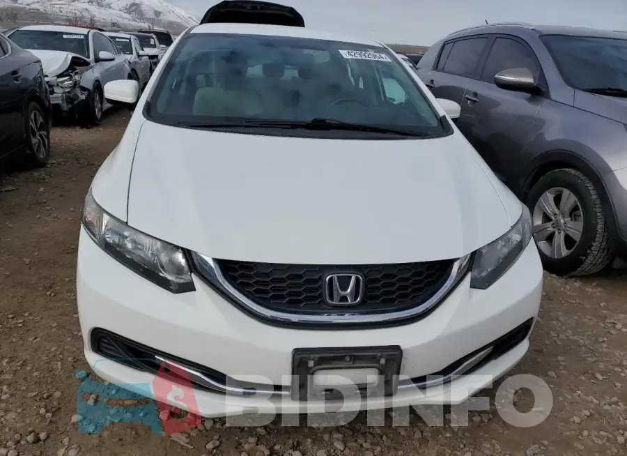19XFB2F58FE700805 Photo# 5