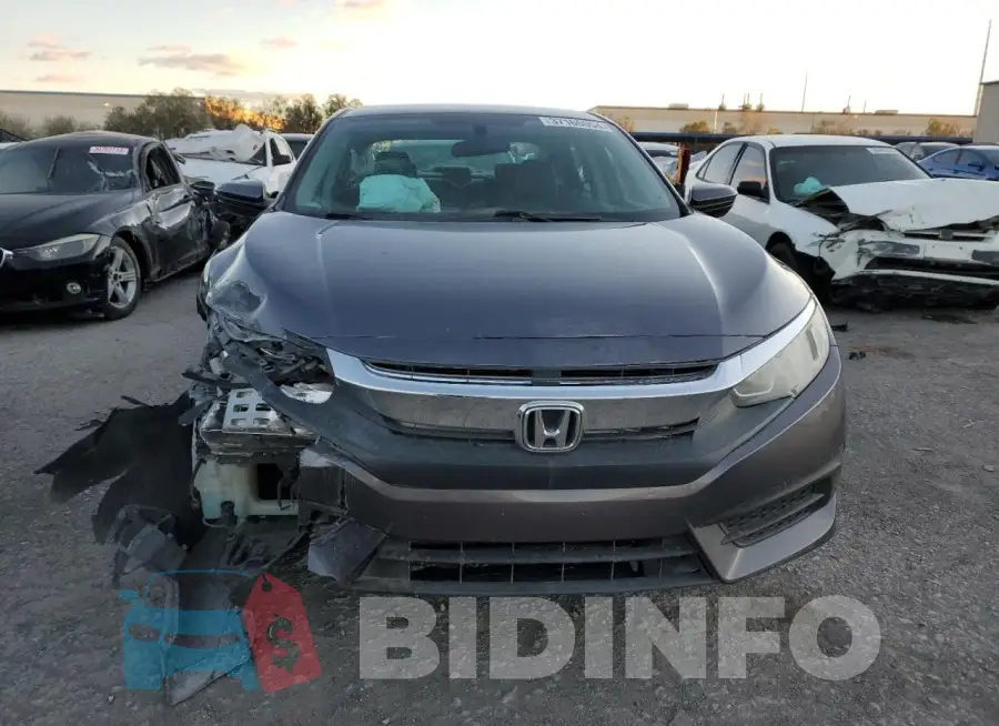 19XFC2F53HE015059 Photo# 5