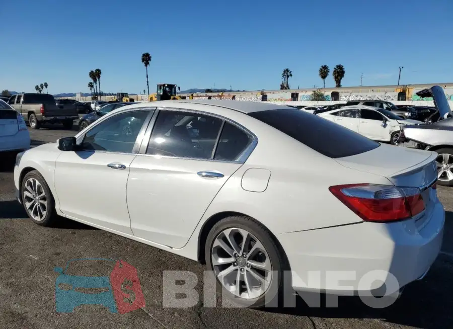 1HGCR2F5XFA092918 Photo# 2
